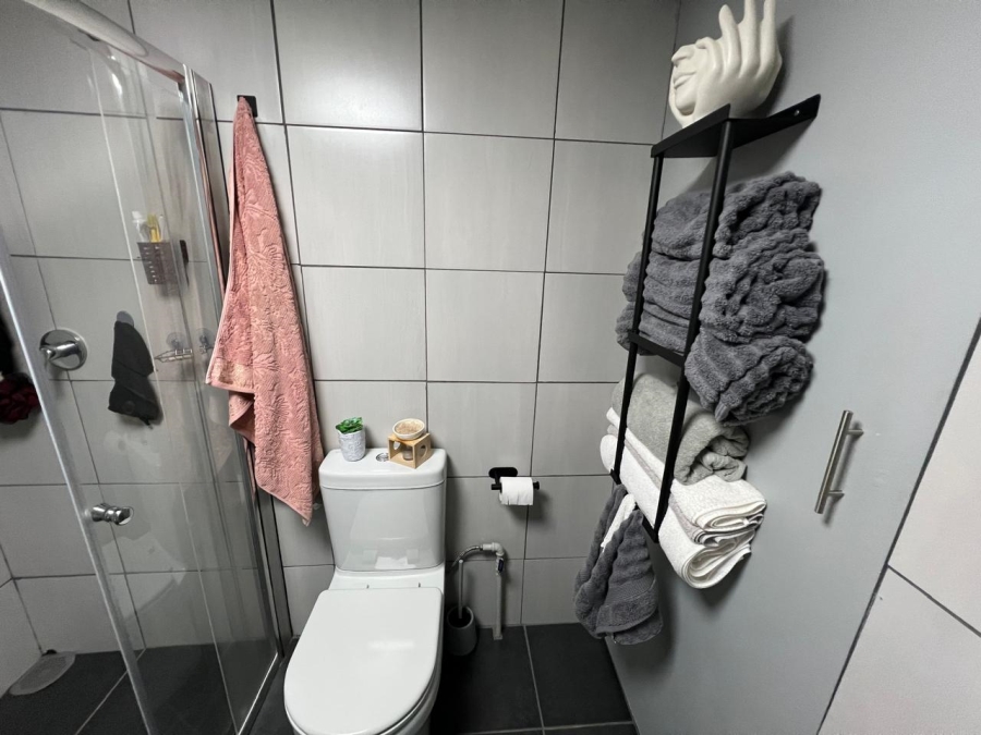 1 Bedroom Property for Sale in Deneysville Free State
